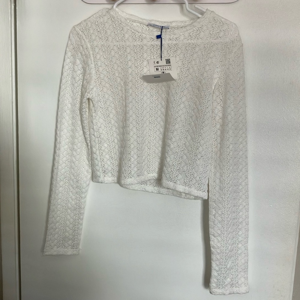 NWT Zara long sleeve white top Size M